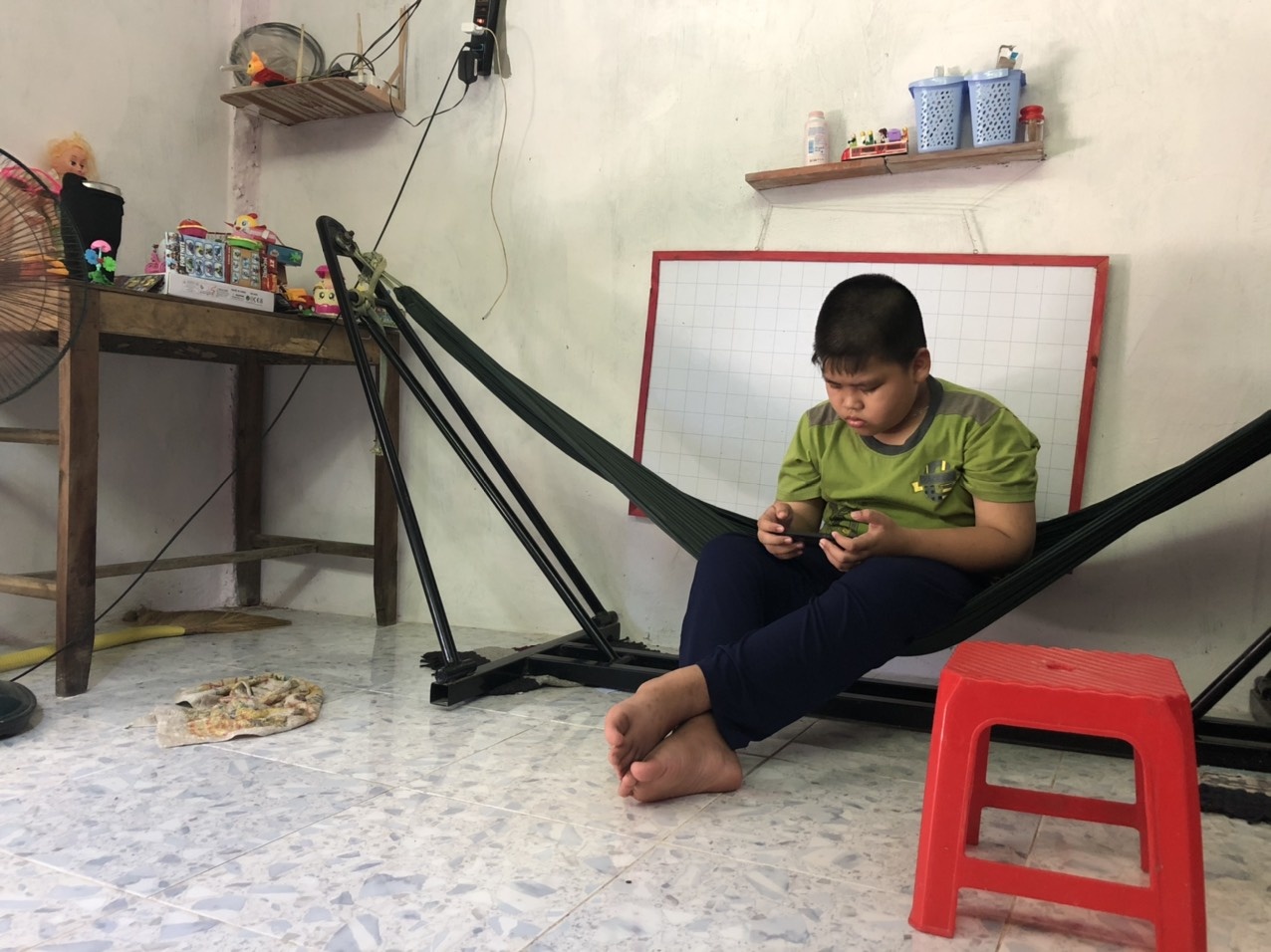 tre em,  dua tre,  khuyet tat,  tu ki,  down anh 1