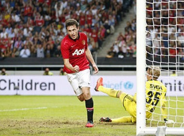 Man trinh dien an tuong cua Zaha, Henriquez hinh anh