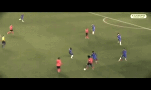 Man trinh dien khien Chelsea me man cua Willian hinh anh