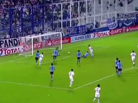 Pha phoi hop ghi ban nhu Barcelona hinh anh