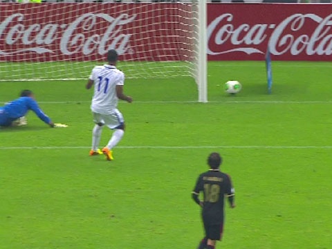 Pha bo lo kho tin nhat trong loat tran vua qua hinh anh