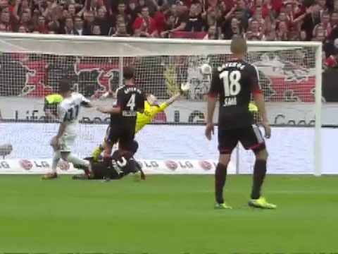 Top 5 ban thang cuu thua dep nhat vong 5 Bundesliga hinh anh