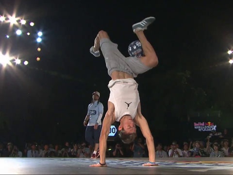 Nhung pha tang bong dinh nhat giai Freestyle the gioi hinh anh