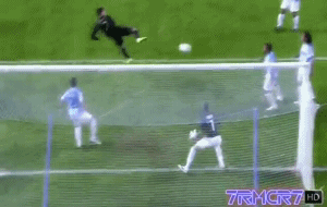 Nhung pha giat got kinh dien cua Ronaldo hinh anh