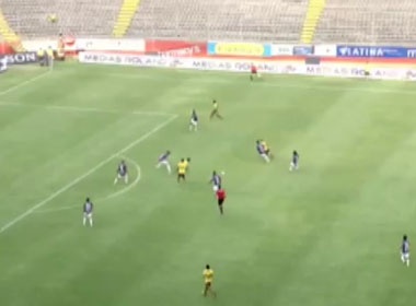 Ban thang mang phong cach tiqui-taka cua Barcelona Ecuador hinh anh