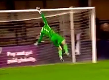 10 sieu pham tren khap cac san co the gioi tuan qua hinh anh