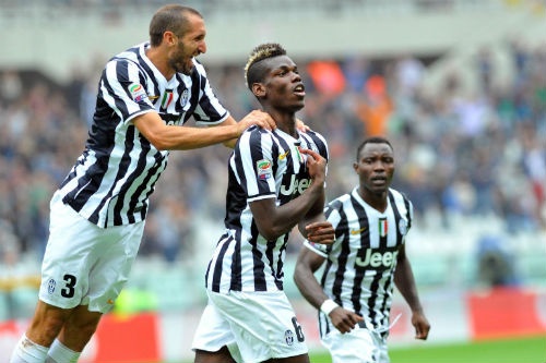 Pogba lap cong giai cuu Juventus hinh anh