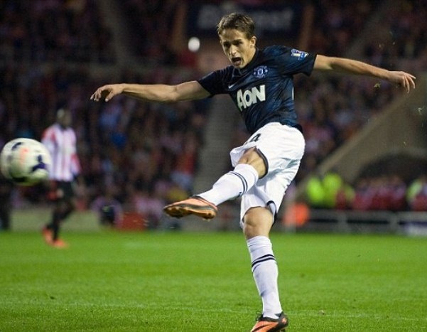 Cu bat volley dinh cao cua Januzaj dep nhat NH Anh hinh anh