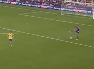 Thu thanh Arsenal tro tai tang bong ky thuat hinh anh