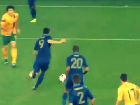 Pha dut diem tinh te cua Olivier Giroud hinh anh