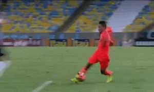 Nhan the do vi hanh vi bat chuoc Ashley Young hinh anh