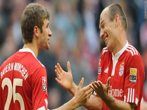 Muller, Robben ghi ban dep nhat vong 9 Bundesliga hinh anh