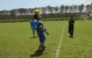 Ky nang tang bong dinh cao cua cau thu U19 hinh anh