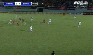 Hai pha doc dien ghi ban chong mat cua 'Ronaldo Viet Nam' hinh anh