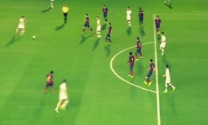 Sieu pham cua cau thu U19 AC Milan truoc U19 Barcelona hinh anh