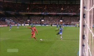 Ban thang 'an rua' hai huoc cua Eto'o hinh anh