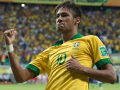 Neymar lien tiep treu nguoi thu thanh cua Chile hinh anh