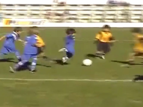 Chiem nguong tai nang cua 'Messi tuyet' hinh anh