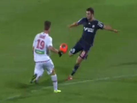 Chiem nguong pha bat volley tuyet dep hinh anh