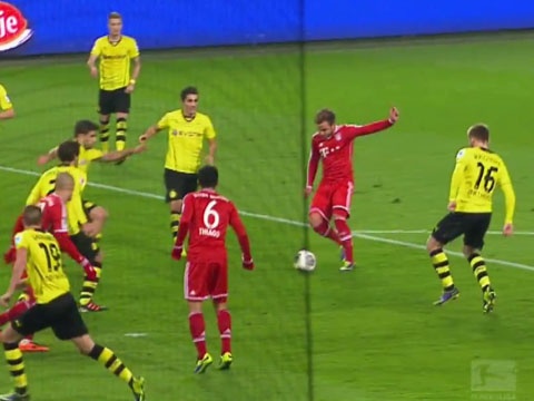 Robben, Gotze ghi ban dep nhat vong 13 Bundesliga hinh anh