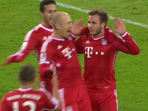 10 ngoi sao ghi ban vao luoi doi bong cu tai Bundesliga hinh anh