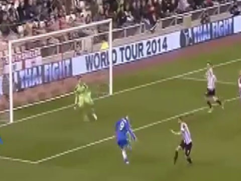 Them mot pha bo lo khong tuong cua Torres hinh anh