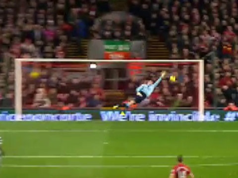 Cu vuot bong sieu dang cua Suarez dep nhat vong 14 hinh anh