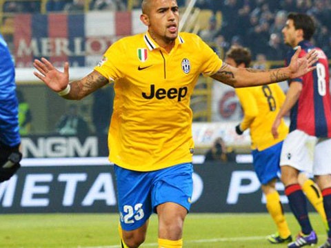 Vidal toa sang, Juve xay chac ngoi dau hinh anh