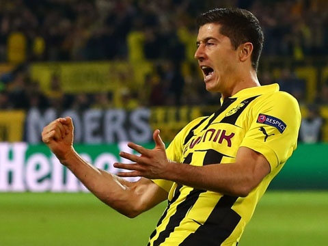 Top 10 sieu pham nam qua cua Lewandowski hinh anh