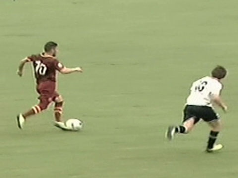 Sieu pham sut xa cua sao U19 AS Roma hinh anh