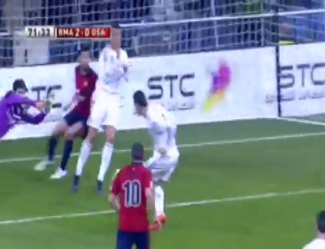 Gareth Bale mat oan ban thang vi Ronaldo hinh anh