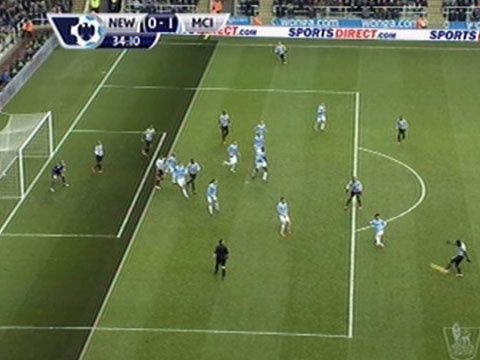 Trong tai tu choi sieu pham cua Tiote vao luoi Man City hinh anh