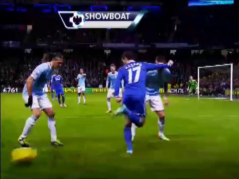 Nhung pha bong ngau hung nhat vong 24 NH Anh hinh anh