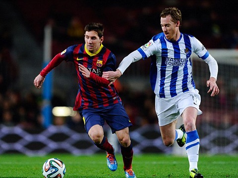 Clip Messi lam kho hang phong ngu Real Sociedad hinh anh