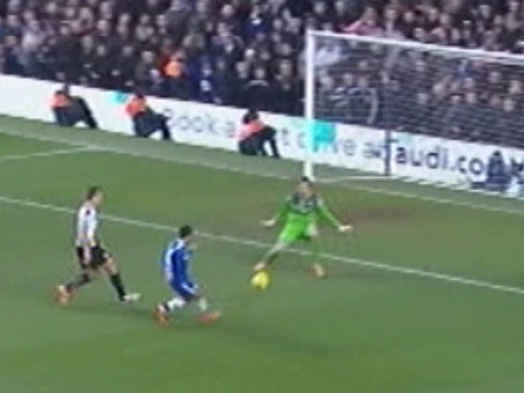 Pha bo lo dang tiec cua tan binh Chelsea hinh anh