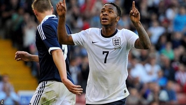 HLV Hodgson chon Sterling thay Walcott tai World Cup 2014 hinh anh