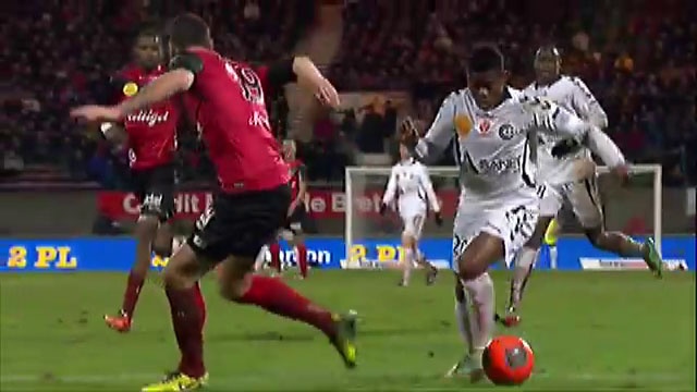 Top 5 ban thang dep nhat vong 24 Ligue 1 hinh anh