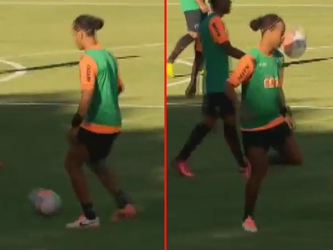 Ronaldinho lai sang tao kieu choi bong ky thuat hinh anh