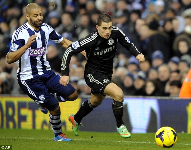 Lo dien nguoi xe duyen Chelsea voi Hazard hinh anh