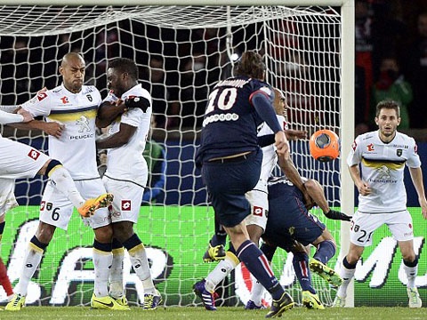 Nhung pha sut phat khong the can pha cua Ibrahimovic hinh anh