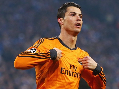 Man trinh dien cua Cristiano Ronaldo vs Schalke 04 hinh anh