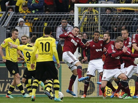 Dortmund 3-0 Nurnberg: Song sat lap cong hinh anh