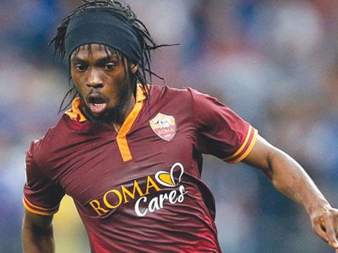 Chan go Gervinho lai co pha bo lo dang trach hinh anh