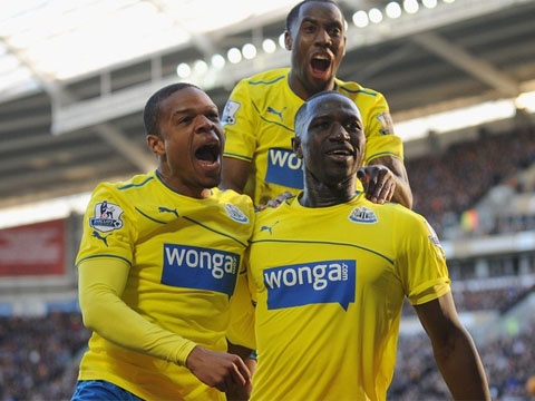 Clip chien thang 4-1 cua Newcastle truoc Hull City hinh anh