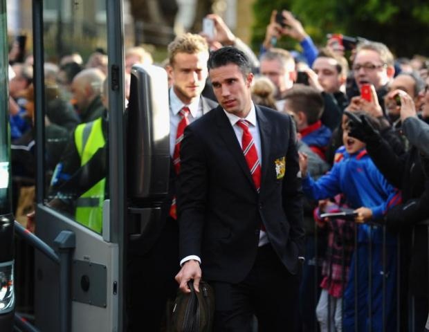 Ronald De Boer: 'Van Persie dang muon roi M.U' hinh anh