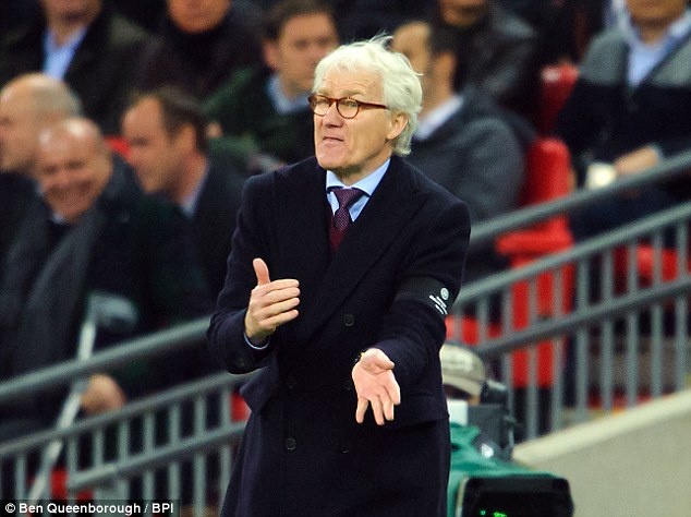 HLV Dan Mach che nhao DT Anh hinh anh