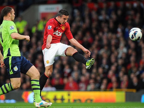 10 sieu pham an tuong nhat su nghiep Robin van Persie hinh anh