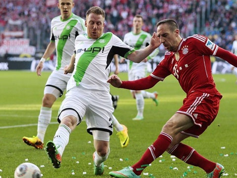 Wolfsburg 1-6 Bayern Munich: Thiet lap ky luc hinh anh