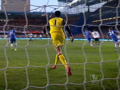 Top 5 pha cuu thua an tuong nhat vong 28 NH Anh hinh anh