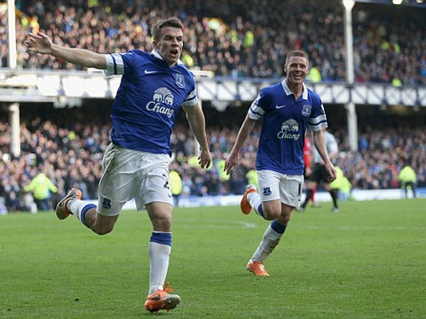 Everton 2-1 Cardiff City: Kich tinh phut bu gio hinh anh
